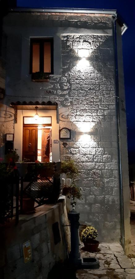 La Casa Del Pittore Di Petralia Petralia Soprana Εξωτερικό φωτογραφία